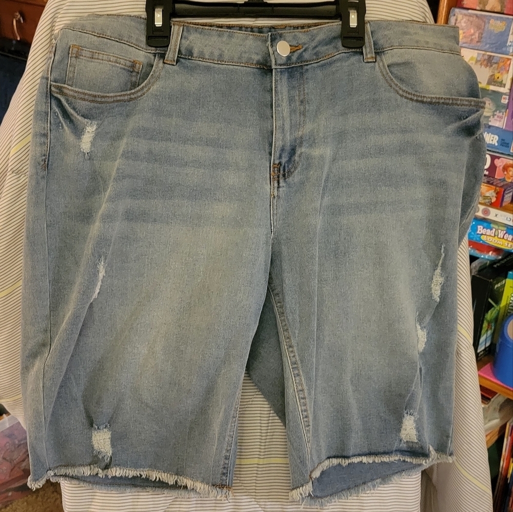 Baccini 16W Drnim Shorts